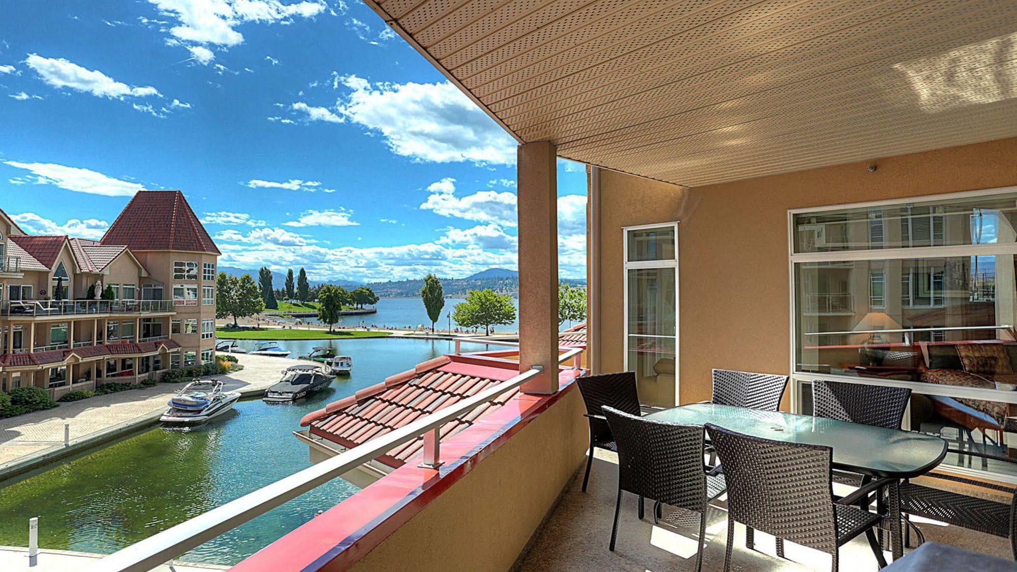 Discovery Bay Resort By Kelowna Resort Acc. - 80+ Suites Available Exteriör bild